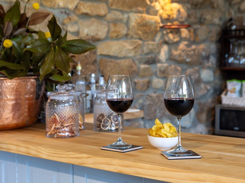 hotel en cantabria encanto calderas interiores porche 1