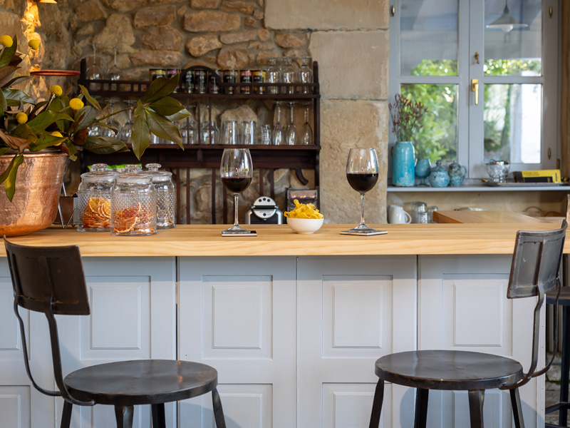 hotel en cantabria encanto calderas interiores porche 2