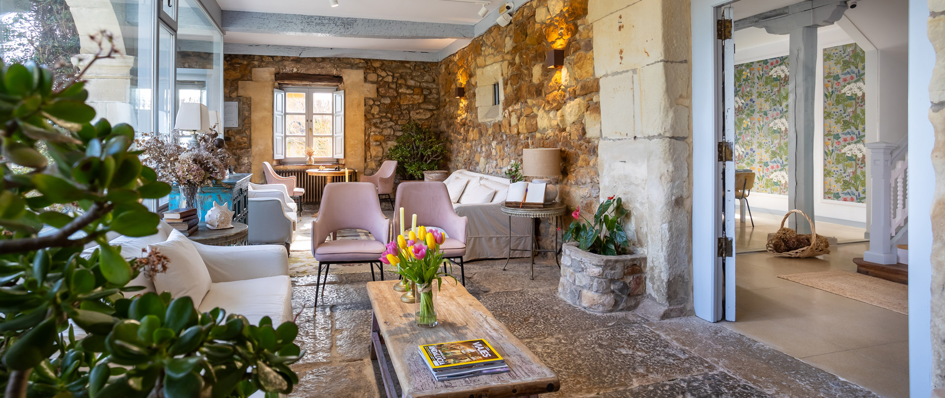 hotel en cantabria encanto calderas interiores porche cab 5
