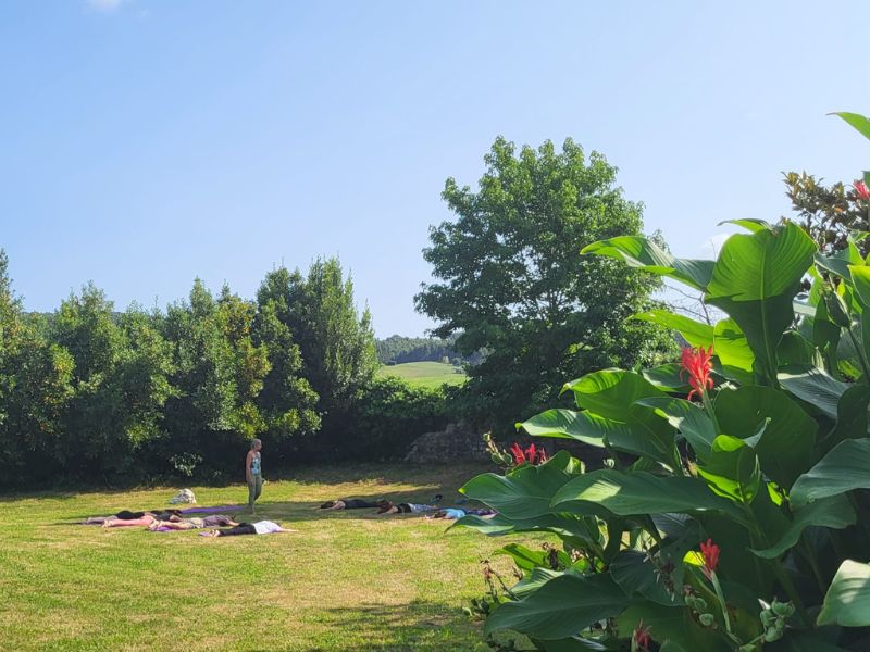 casona encanto cantabria cinco calderas yoga jardin naturaleza 1