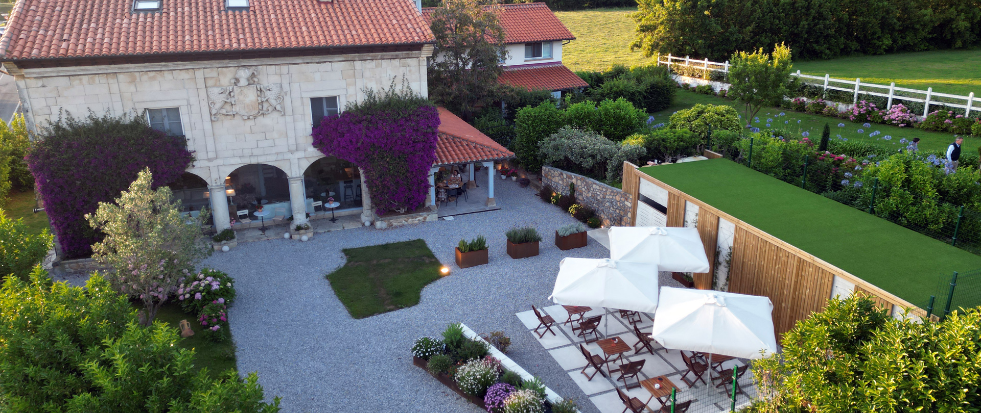 hotel boutique cantabria encanto cinco calderas terraza nueva verano 2025 cab 3