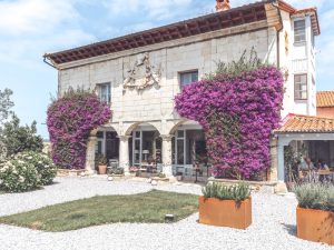 cinco calderas hotel boutique encanto cantabria exteriores jardines encanto naturaleza 8