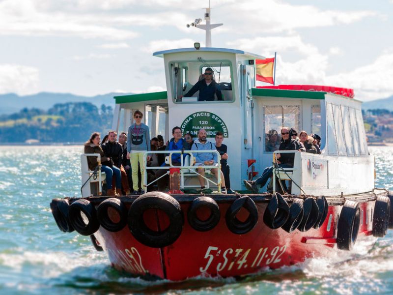 casona cinco calderas hotel boutique cantabria visita la ciudad de santander barco los reginas