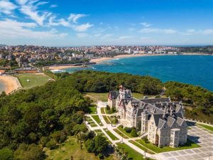 casona cinco calderas hotel boutique cantabria visita la ciudad de santander palacio de la magidalena