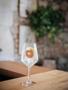 casona cinco calderas hotel boutique cantabria vertical